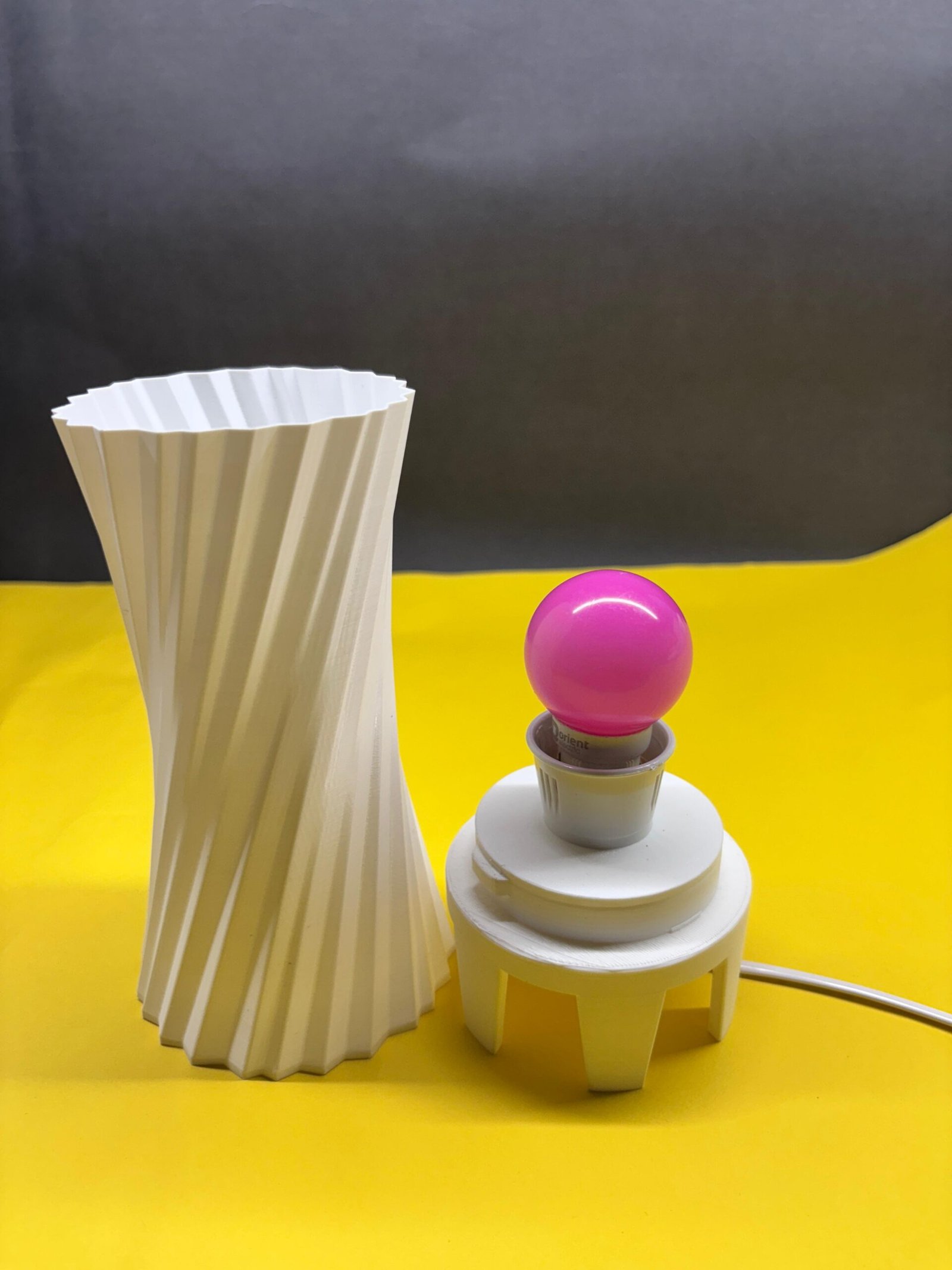 Glassy 3D Printed Lamp - Image 4